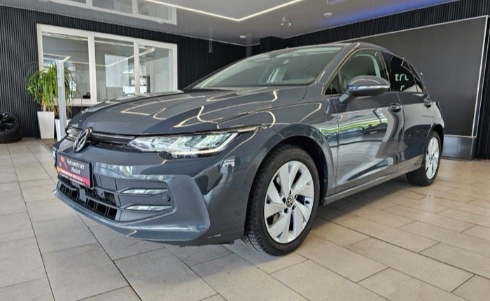 car-img
